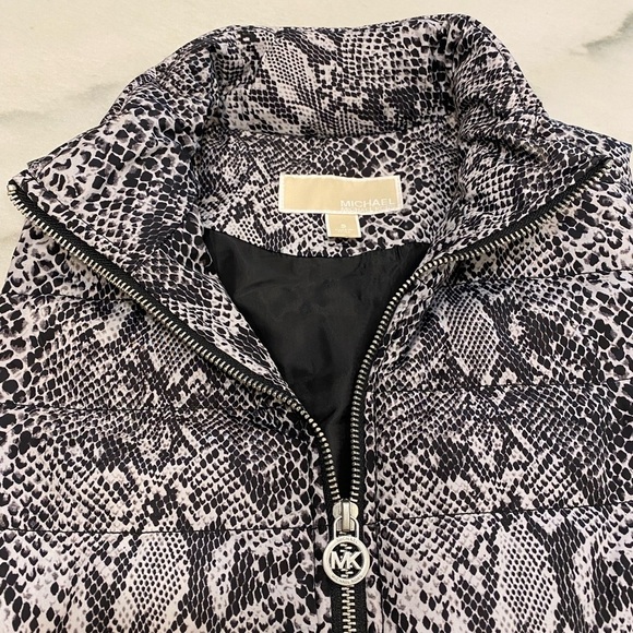 {Michael Kors} Puffer Vest Size Small Gray Black Full Zip Snake Print - Picture 3 of 11